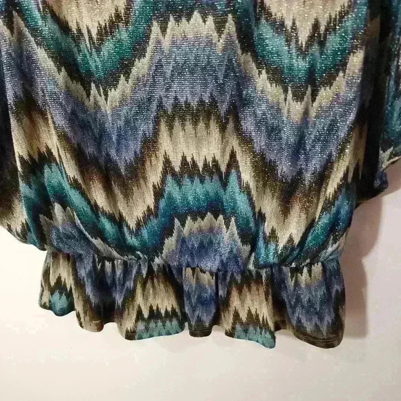 Tua Tua Tua  sinhinged waist dolman short sleeve blouse size small shimmer top - Picture 4 of 5